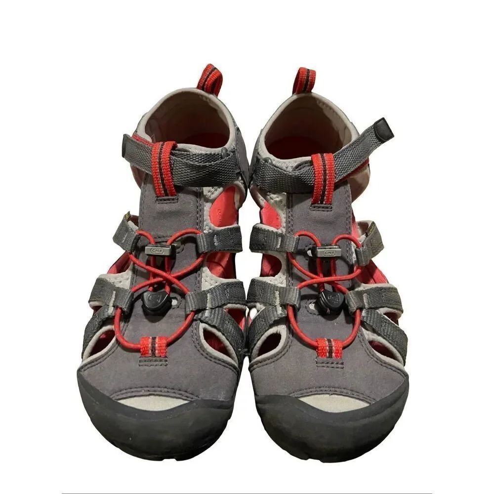 Keen Kids Gray Red Seacamp II CNX Waterproof Hiking Water Shoe Sandals Size 6
